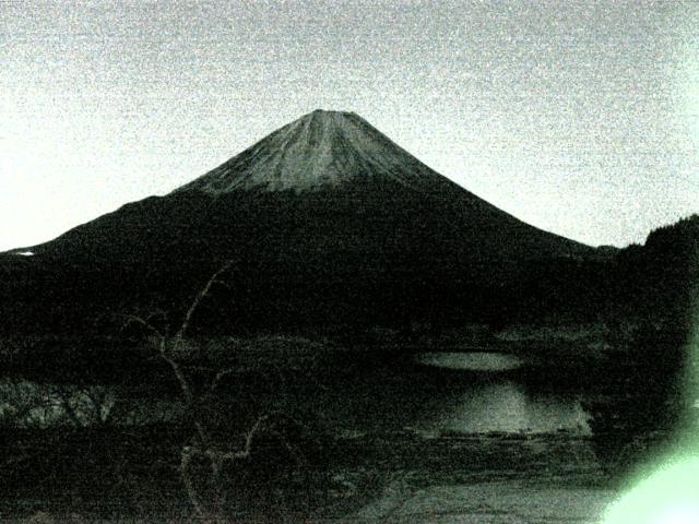 精進湖からの富士山