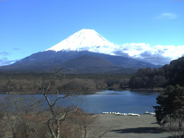 精進湖からの富士山