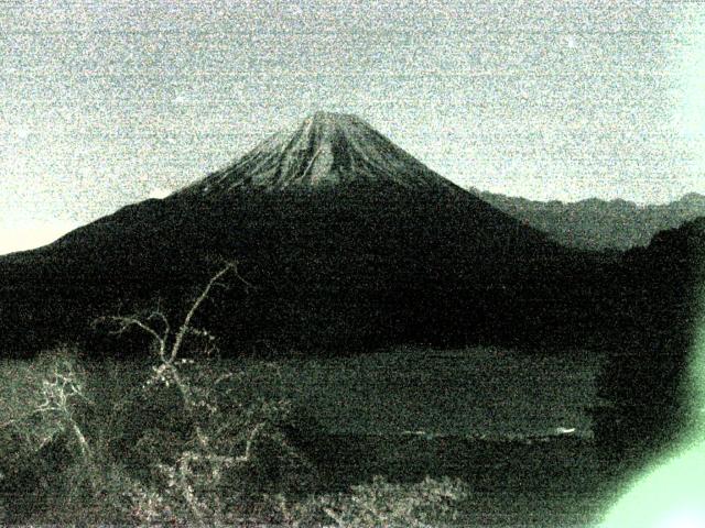 精進湖からの富士山