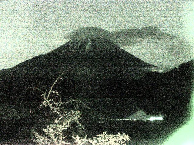 精進湖からの富士山