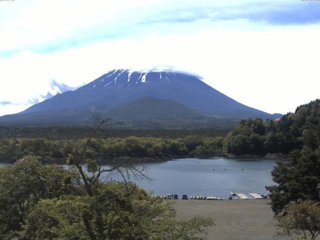 精進湖からの富士山