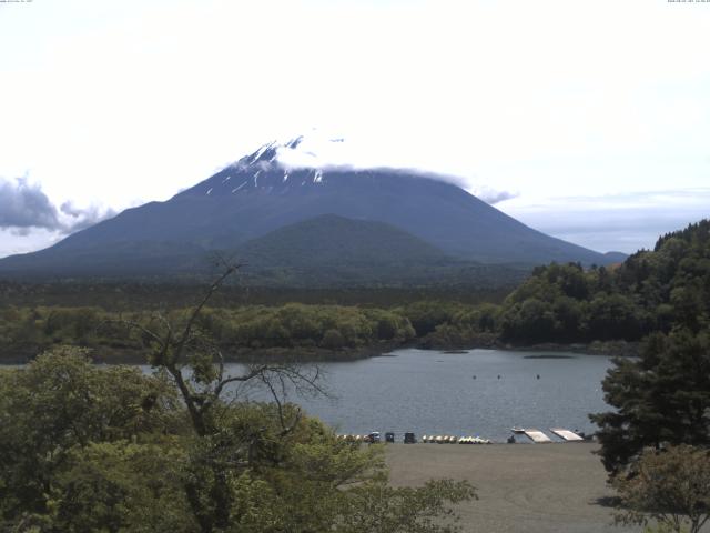 精進湖からの富士山