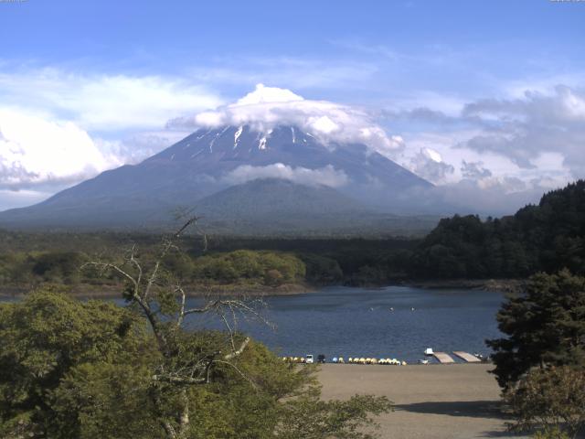 精進湖からの富士山