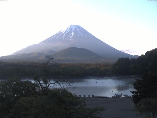 精進湖からの富士山