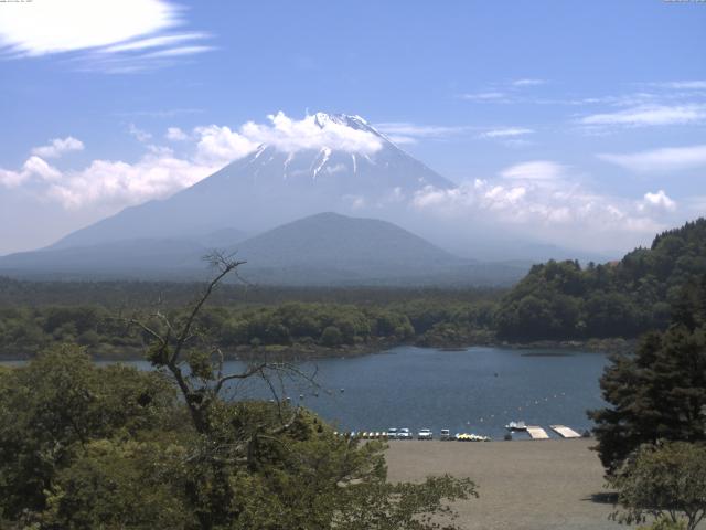 精進湖からの富士山