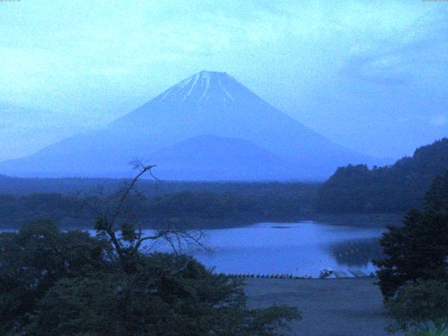 精進湖からの富士山