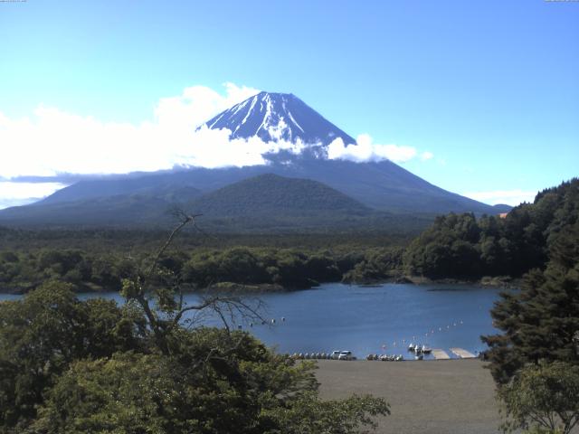 精進湖からの富士山