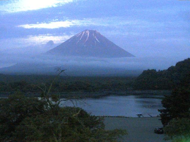精進湖からの富士山