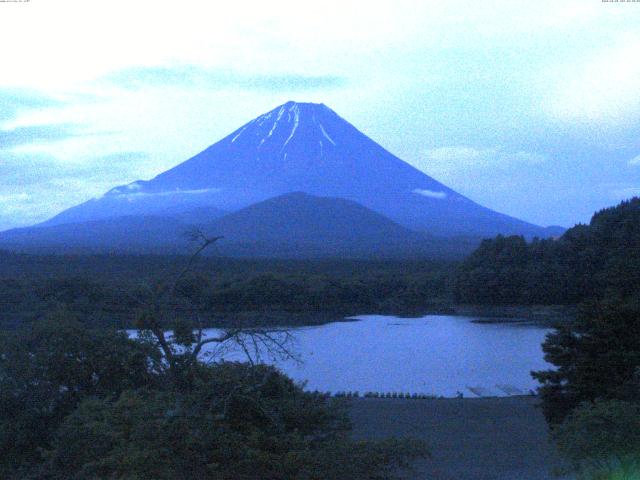 精進湖からの富士山