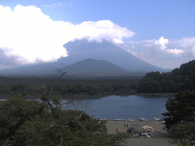 精進湖からの富士山