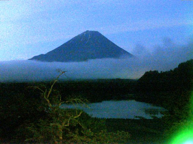 精進湖からの富士山