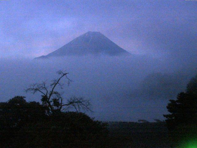 精進湖からの富士山