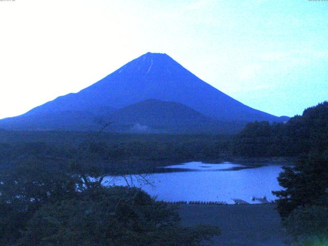 精進湖からの富士山