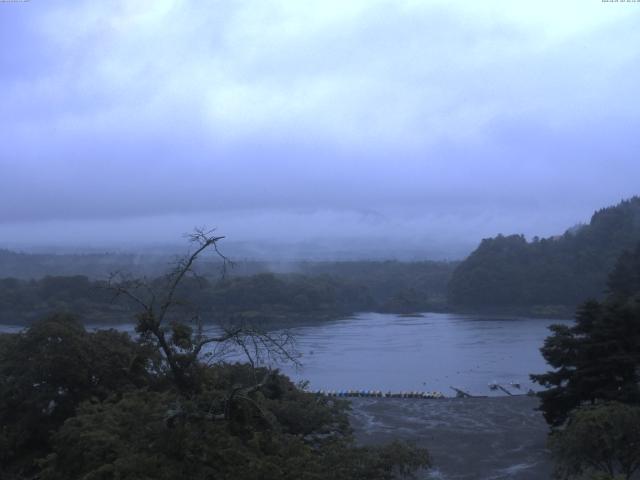 精進湖からの富士山