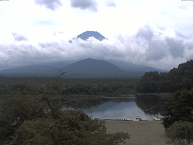 精進湖からの富士山