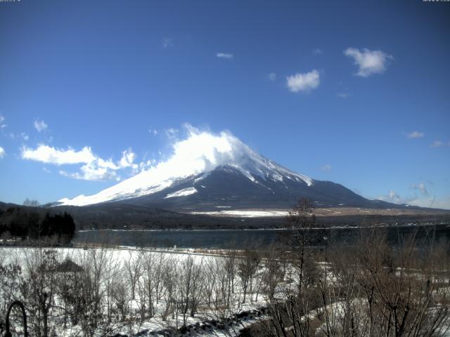 山中湖からの富士山