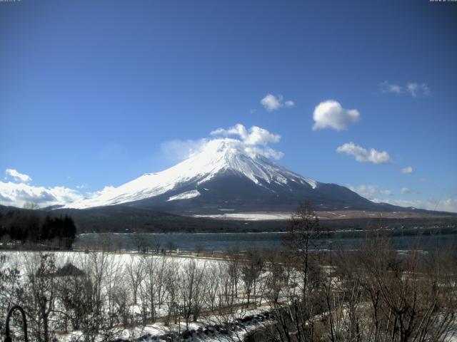 山中湖からの富士山