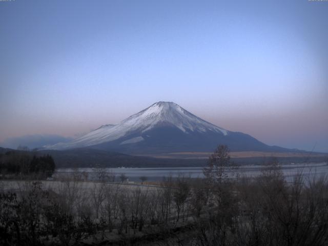 山中湖からの富士山