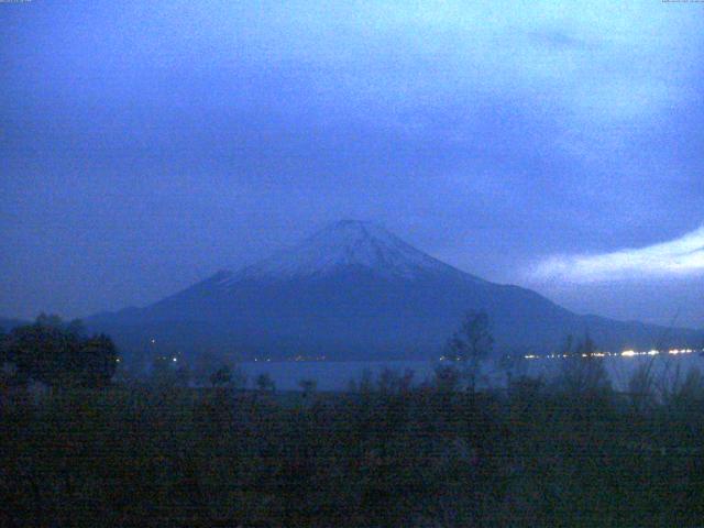 山中湖からの富士山
