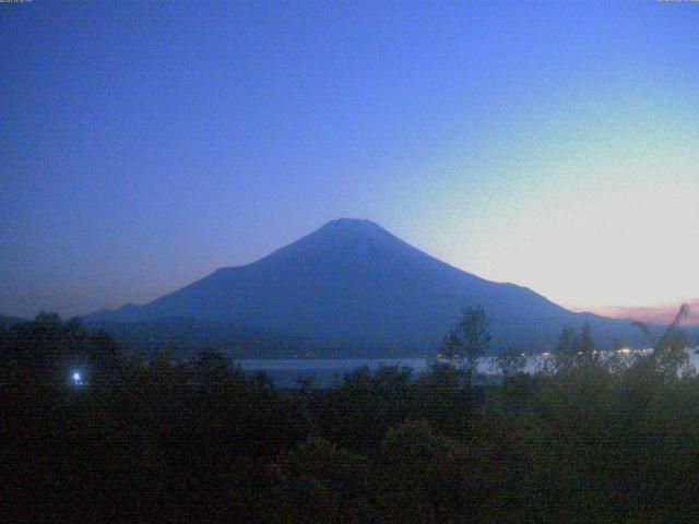 山中湖からの富士山