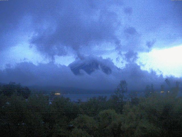 山中湖からの富士山