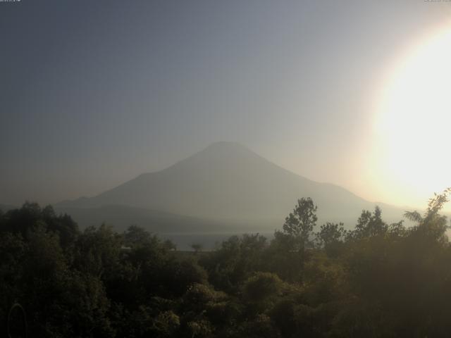 山中湖からの富士山
