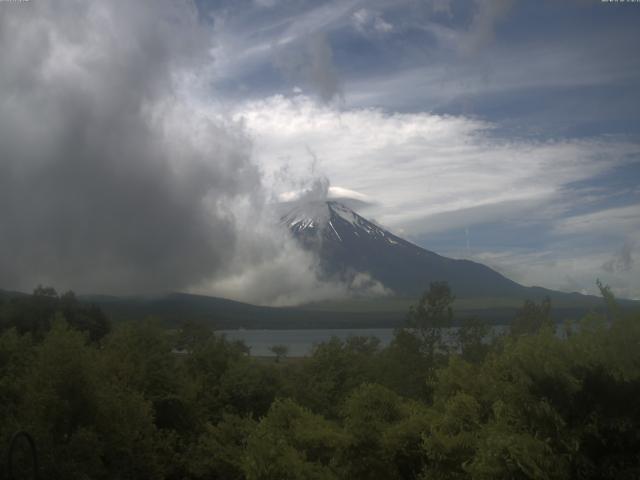 山中湖からの富士山