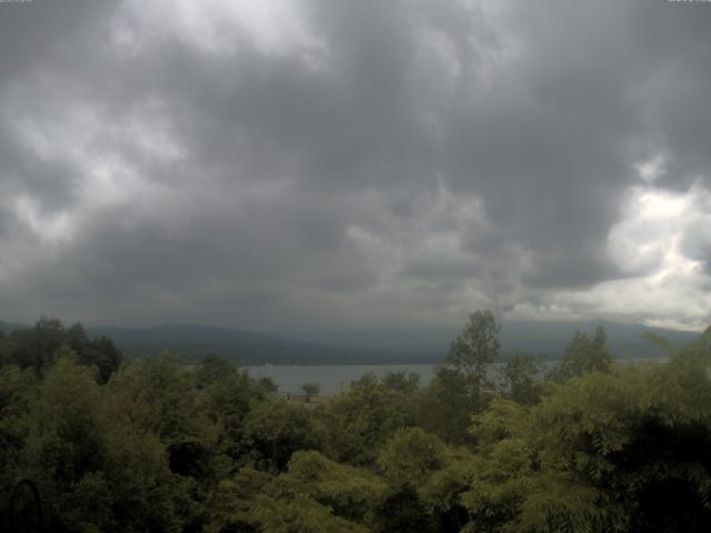 山中湖からの富士山