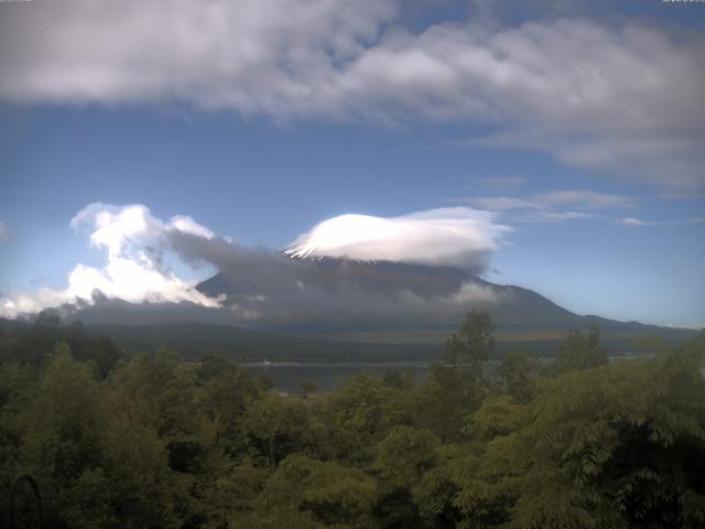 山中湖からの富士山