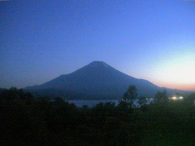 山中湖からの富士山