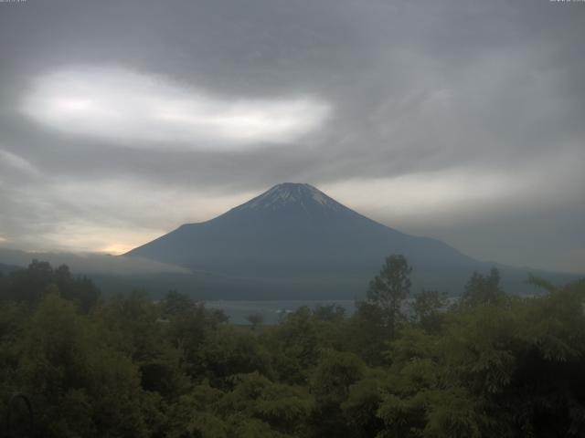 山中湖からの富士山