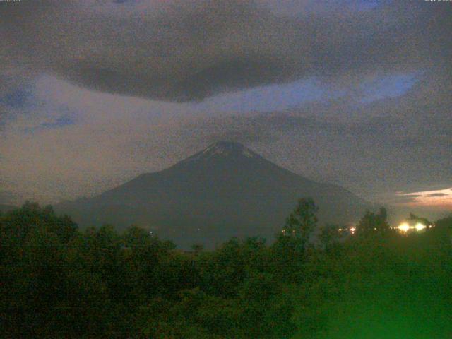 山中湖からの富士山