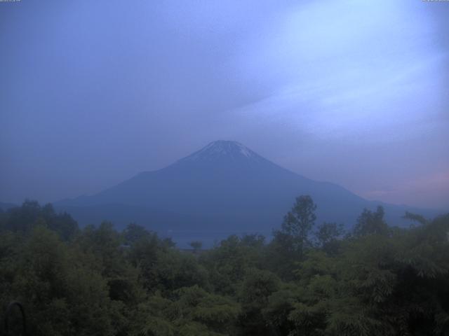 山中湖からの富士山