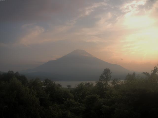 山中湖からの富士山