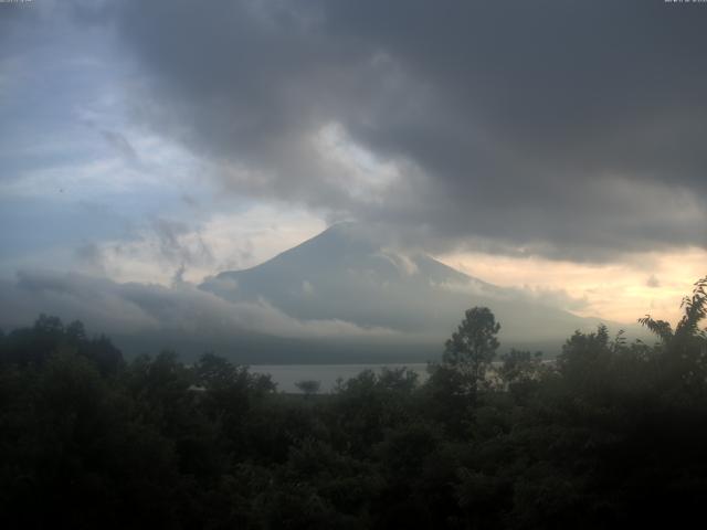 山中湖からの富士山