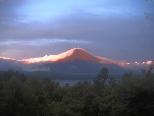 山中湖からの富士山