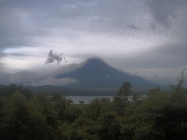 山中湖からの富士山