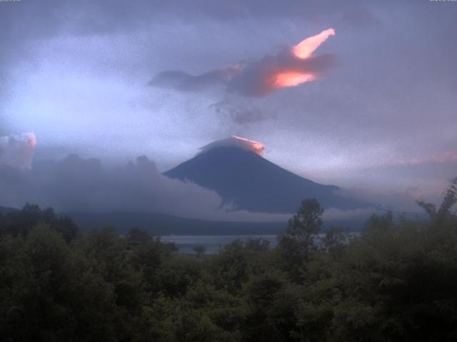 山中湖からの富士山