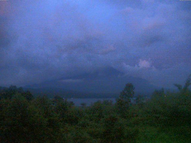 山中湖からの富士山