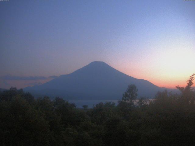 山中湖からの富士山