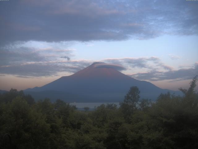 山中湖からの富士山