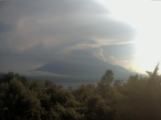 山中湖からの富士山