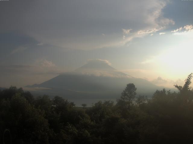 山中湖からの富士山