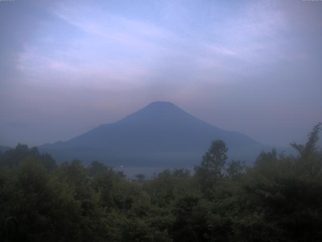 山中湖からの富士山