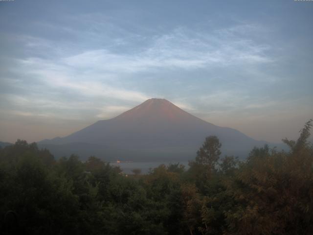 山中湖からの富士山