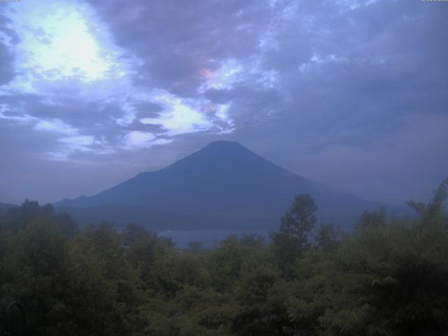山中湖からの富士山