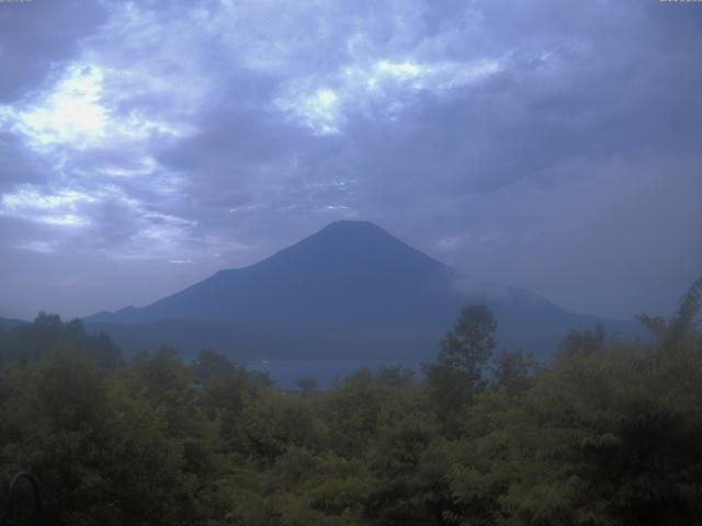 山中湖からの富士山