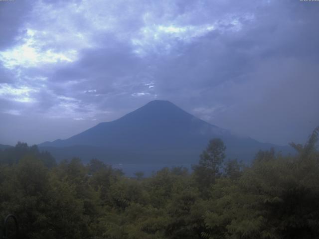 山中湖からの富士山