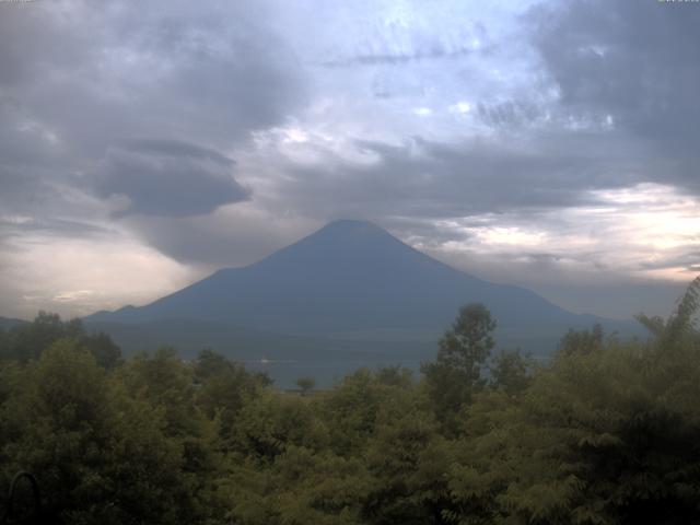 山中湖からの富士山