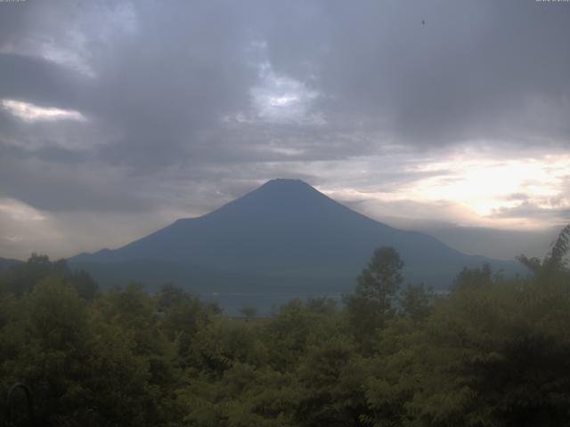 山中湖からの富士山